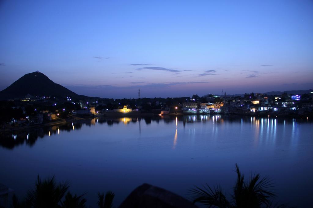 Hotel Pushkar Palace Экстерьер фото