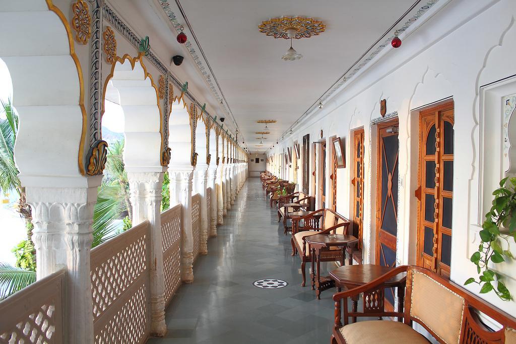 Hotel Pushkar Palace Экстерьер фото